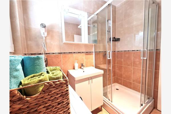 Apartment A5, for 6 persons