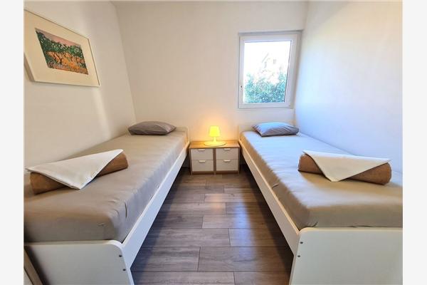 Apartment A5, for 6 persons