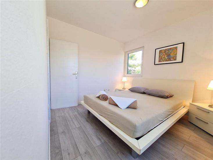 Apartment A5, for 6 persons