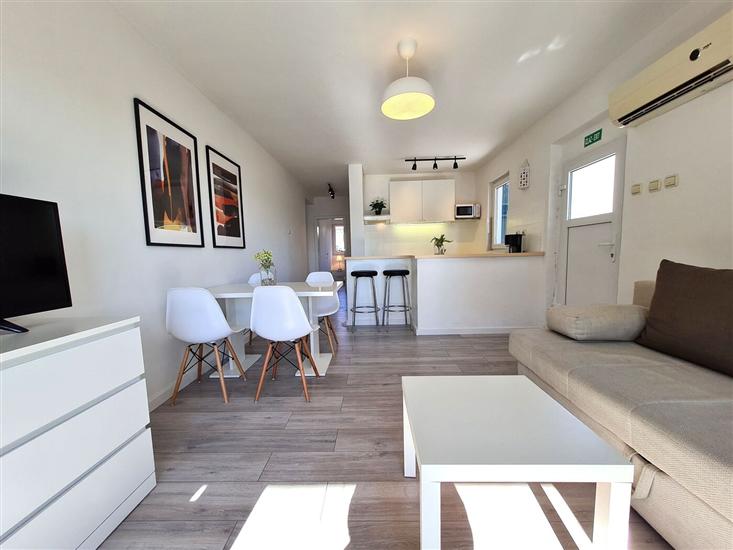 Apartment A5, for 6 persons