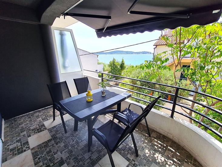 Apartment A6, for 4 persons