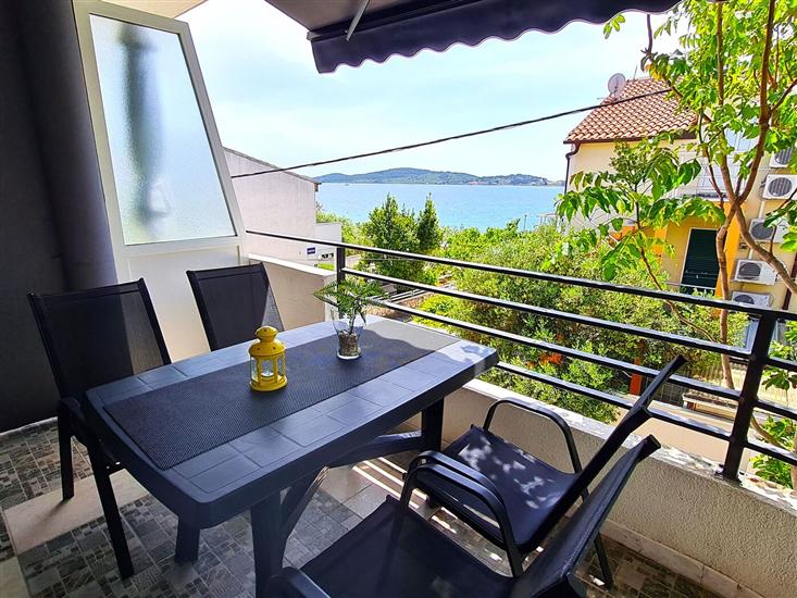 Apartment A6, for 4 persons