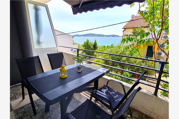 Apartment A6, for 4 persons