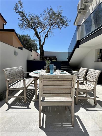 House K1, for 12 persons