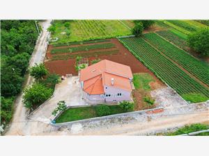 Remote cottage Split and Trogir riviera,BookDugopoljeFrom 200 €