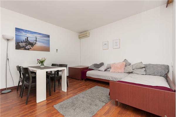 Apartment A1, for 6 persons