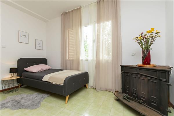 Apartment A1, for 6 persons