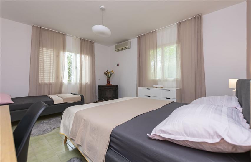 Apartment A1, for 6 persons