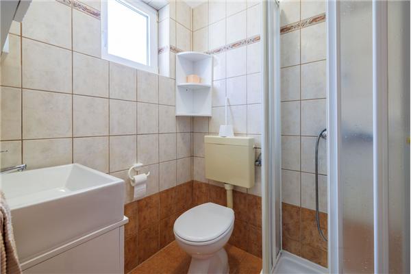 Apartment A1, for 5 persons