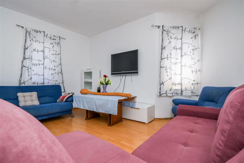 Apartment A1, for 6 persons