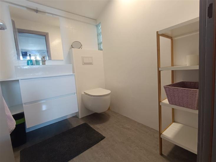Apartment A2, for 5 persons