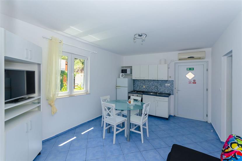 Apartment A2, for 5 persons