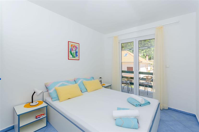 Apartment A2, for 5 persons