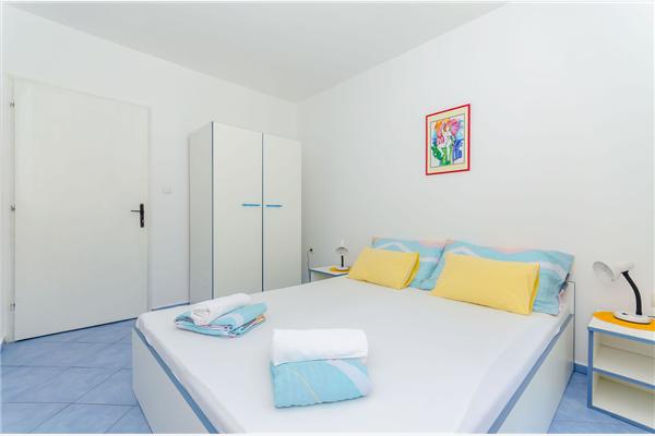 Apartment A2, for 5 persons
