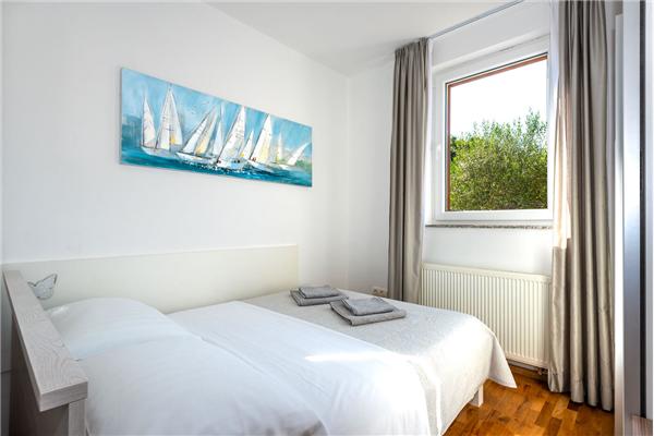 House K1, for 10 persons