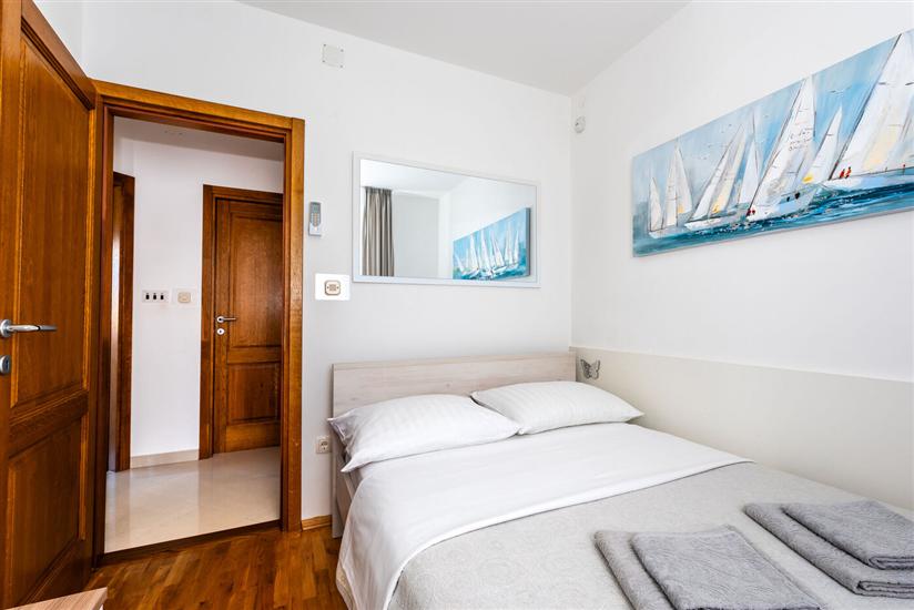 House K1, for 10 persons