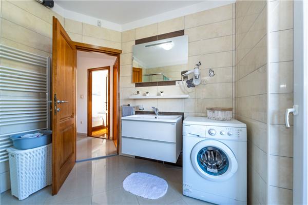 House K1, for 10 persons