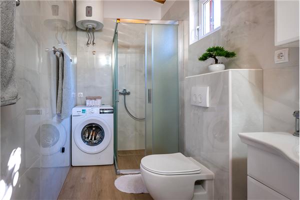 House K1, for 10 persons