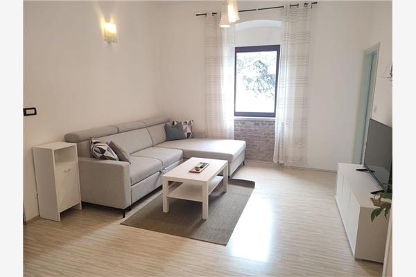 Apartment A1, for 5 persons