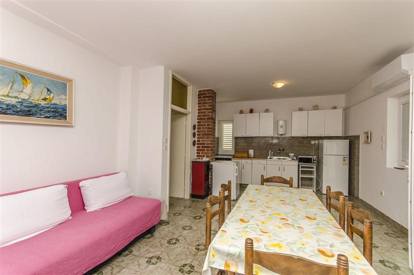 Apartment A1, for 4 persons