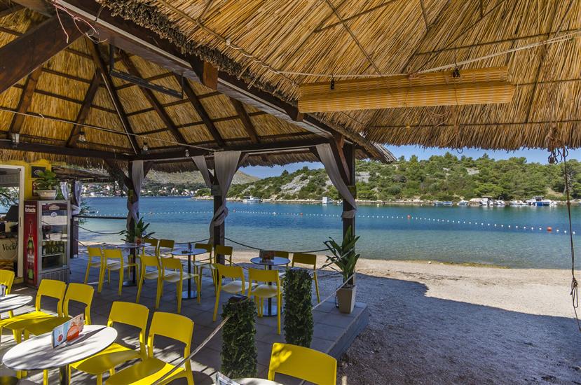 Apartment Spacious Terrace