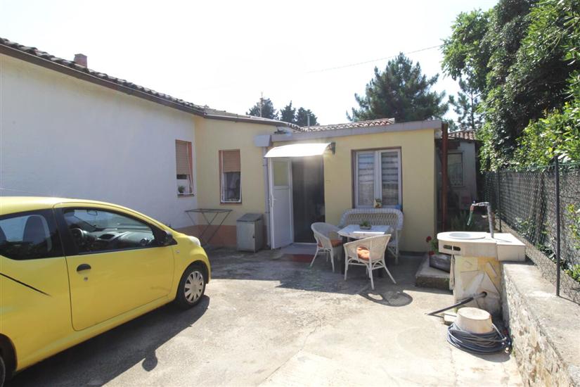 Apartment ESTERA