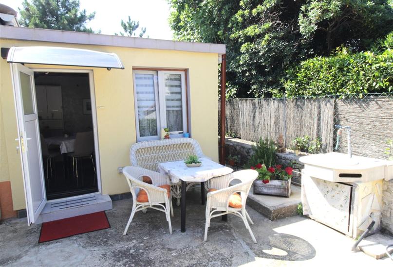 Apartment ESTERA