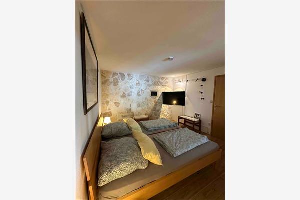 House K1, for 12 persons