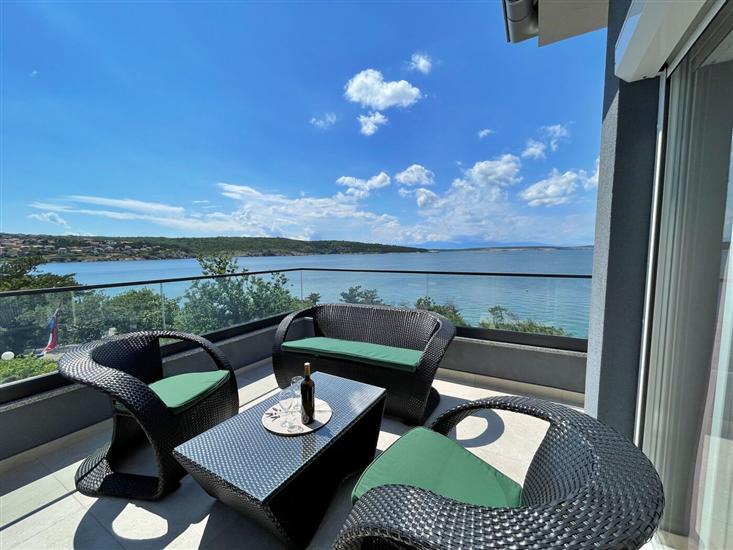 Apartment A12, for 4 persons