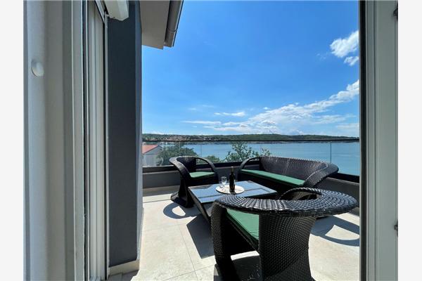 Apartment A12, for 4 persons