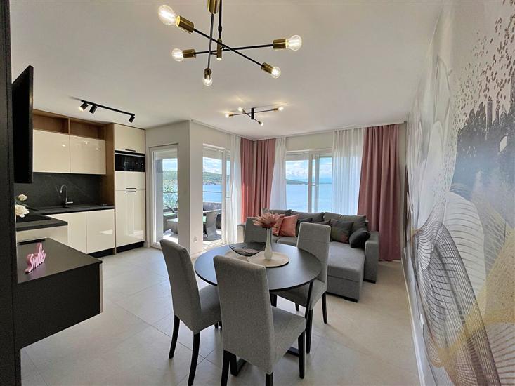 Apartment A12, for 4 persons