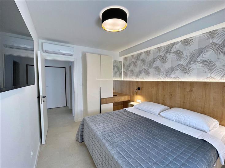 Apartment A12, for 4 persons