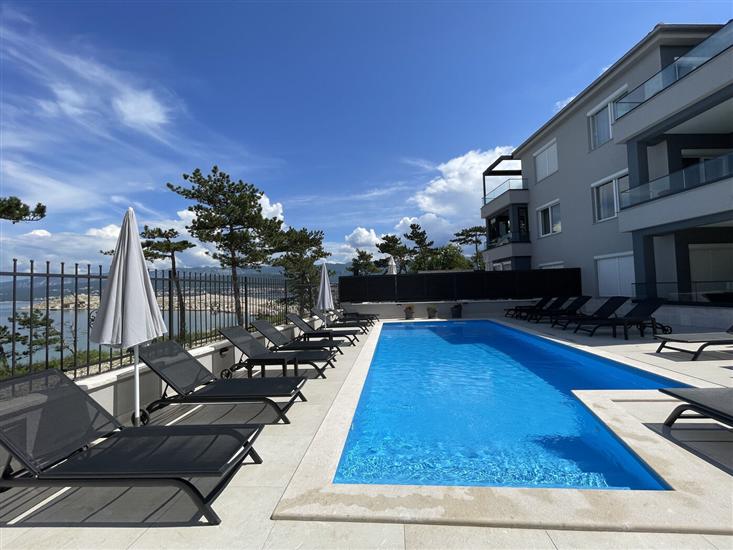 Apartment A12, for 4 persons