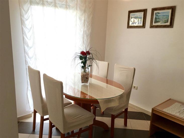 Apartment A1, for 3 persons