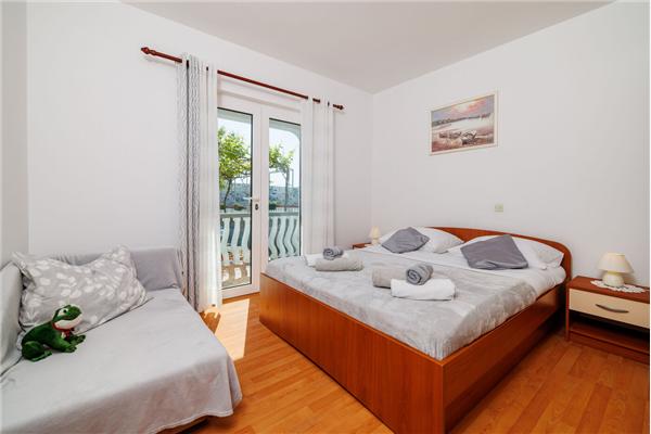 Apartment A1, for 6 persons