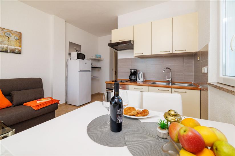 Apartment A2, for 3 persons