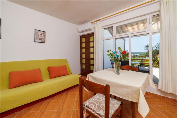 Apartment A1, for 3 persons