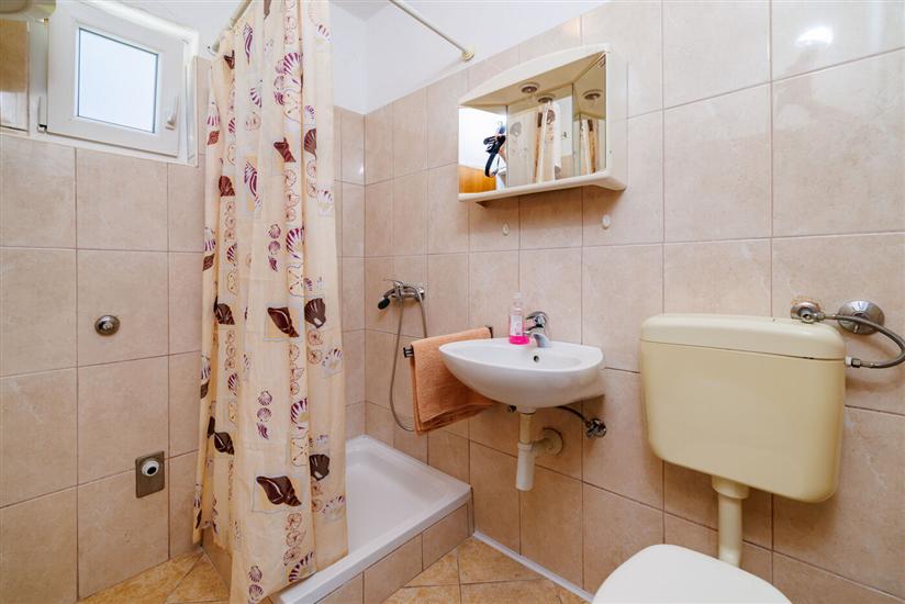 Apartment A1, for 3 persons