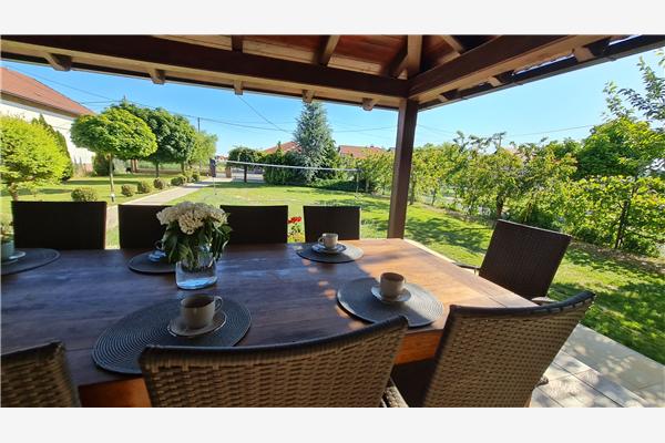 House K1, for 11 persons