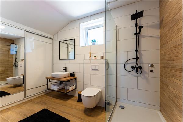 House K1, for 11 persons