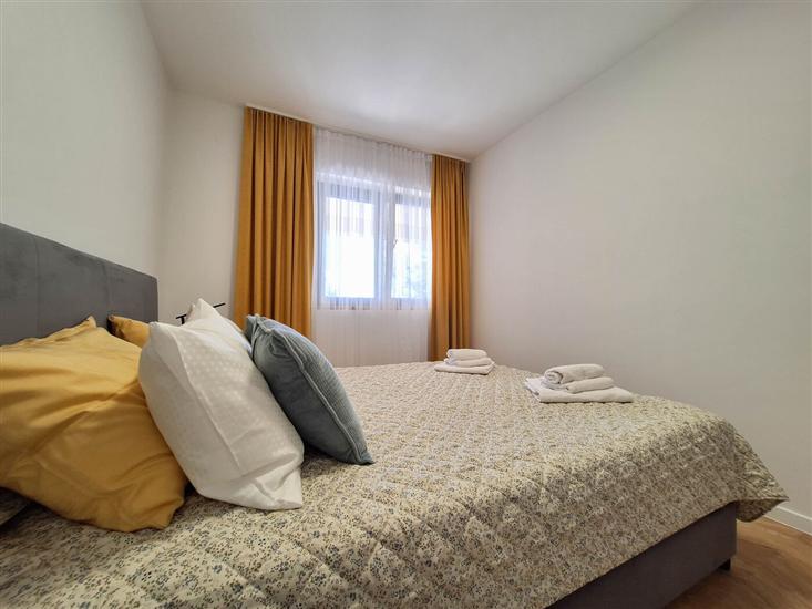 Apartment A2, for 6 persons