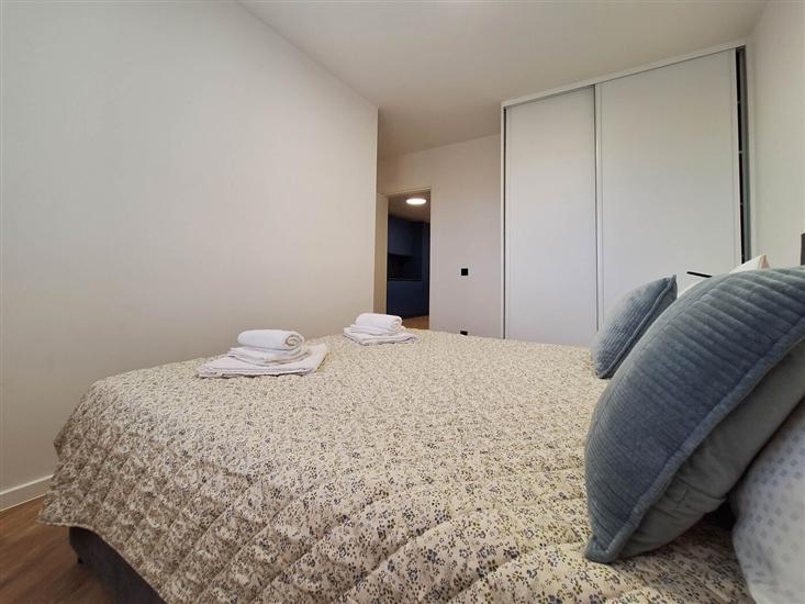 Apartment A2, for 6 persons