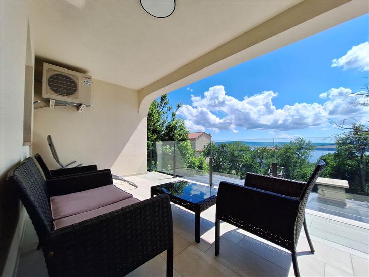 Apartment A2, for 6 persons