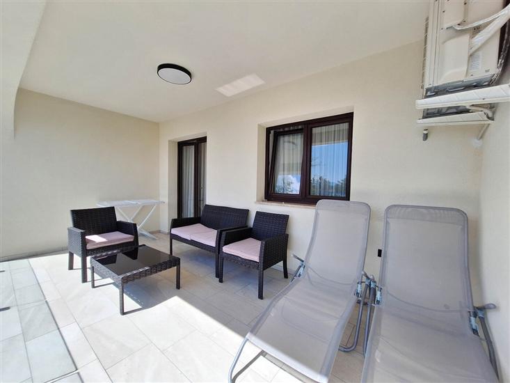 Apartment A2, for 6 persons