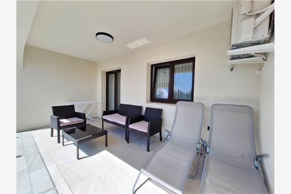 Apartment A2, for 6 persons