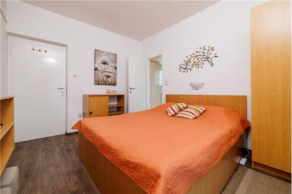 Apartment A1, for 2 persons