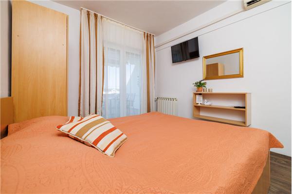 Apartment A1, for 2 persons