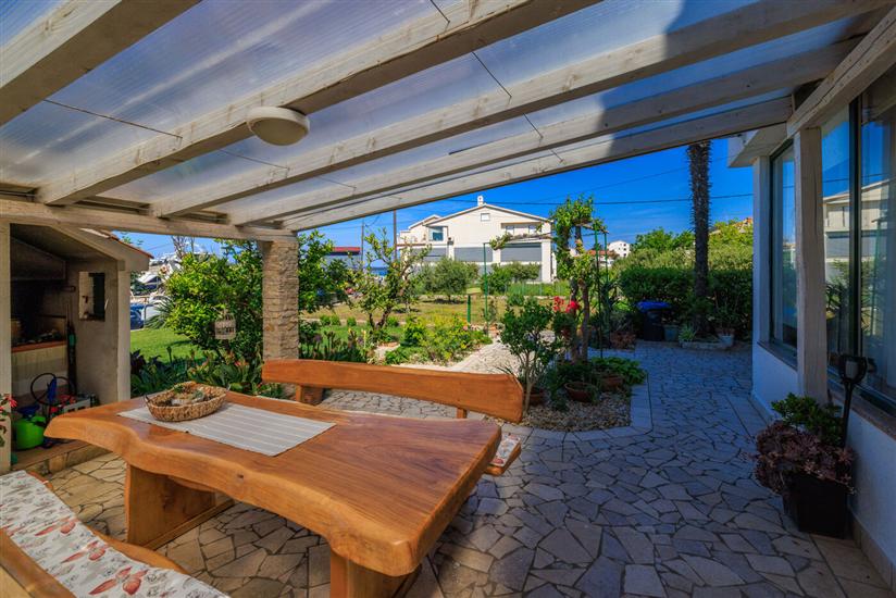 Apartments Near the sea Barbat