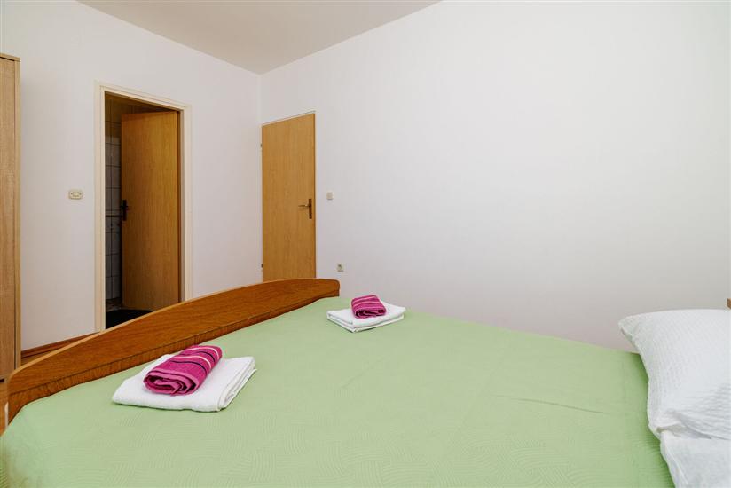 Room S4, for 2 persons