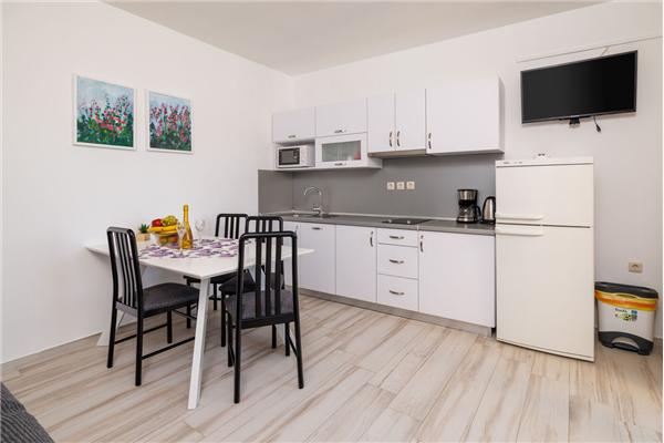 Apartment A2, for 4 persons